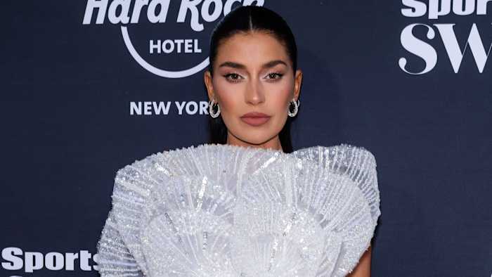 Nicole Williams English